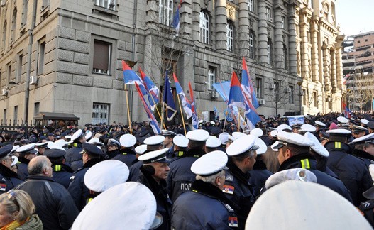 Полиција протестовала испред Владе